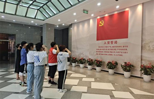 賡續(xù)紅色血脈 寫好時代答卷 山西師大學子在路上