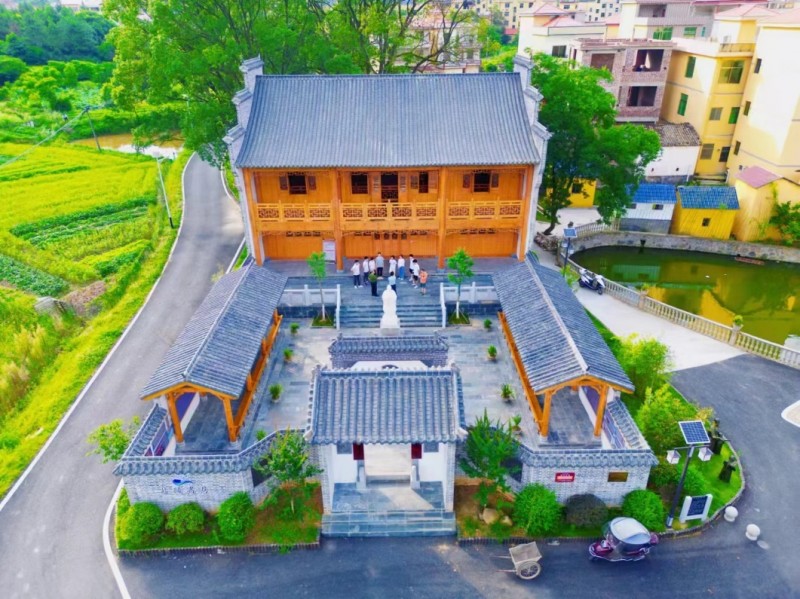 江西農(nóng)大學(xué)子三下鄉(xiāng)：夏日書院情，支教暖人心
