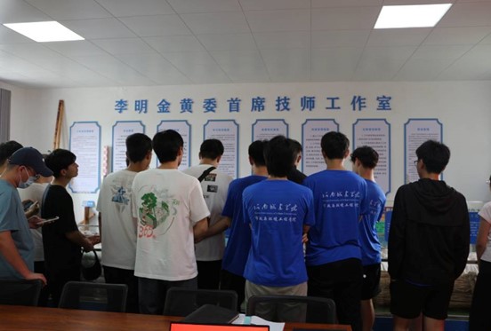 學(xué)習(xí)搶險(xiǎn)工程，傳播治水理念
