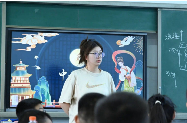 中秋節(jié)、元宵節(jié)……小朋友們知道的太多啦——以文化為帆，揚(yáng)風(fēng)雅之韻