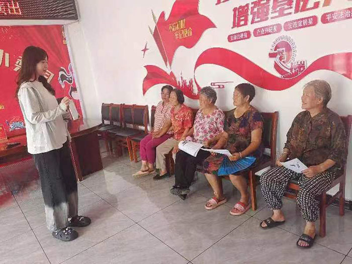 江蘇大學(xué)學(xué)子返家鄉(xiāng)實踐：普及防詐騙知識，以法保障最美夕