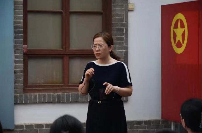 青年學(xué)子延安行，紅色精神代代傳