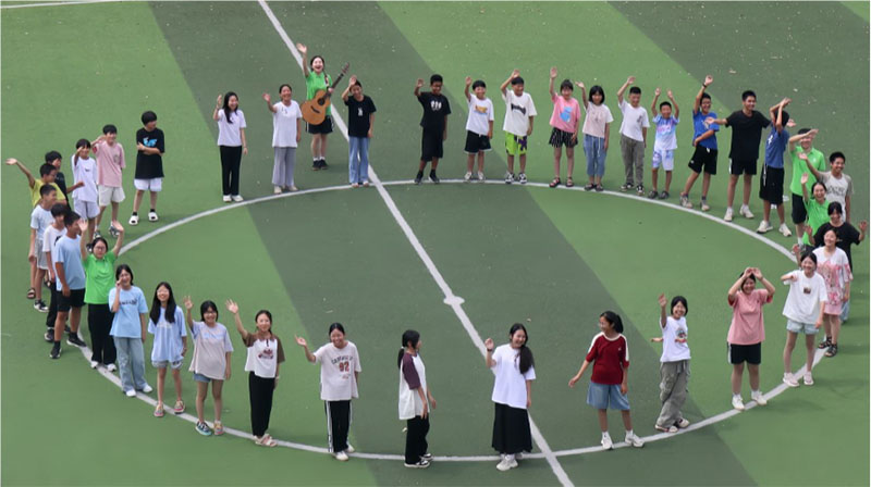 《法律宣講走進(jìn)溈濱中學(xué)，音樂(lè)治療點(diǎn)亮法治之光》