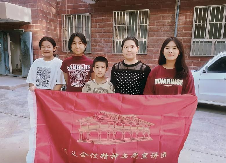 齊風頌紅丨劇情演繹訴說紅色故事，雙語宣講彰顯特色融合