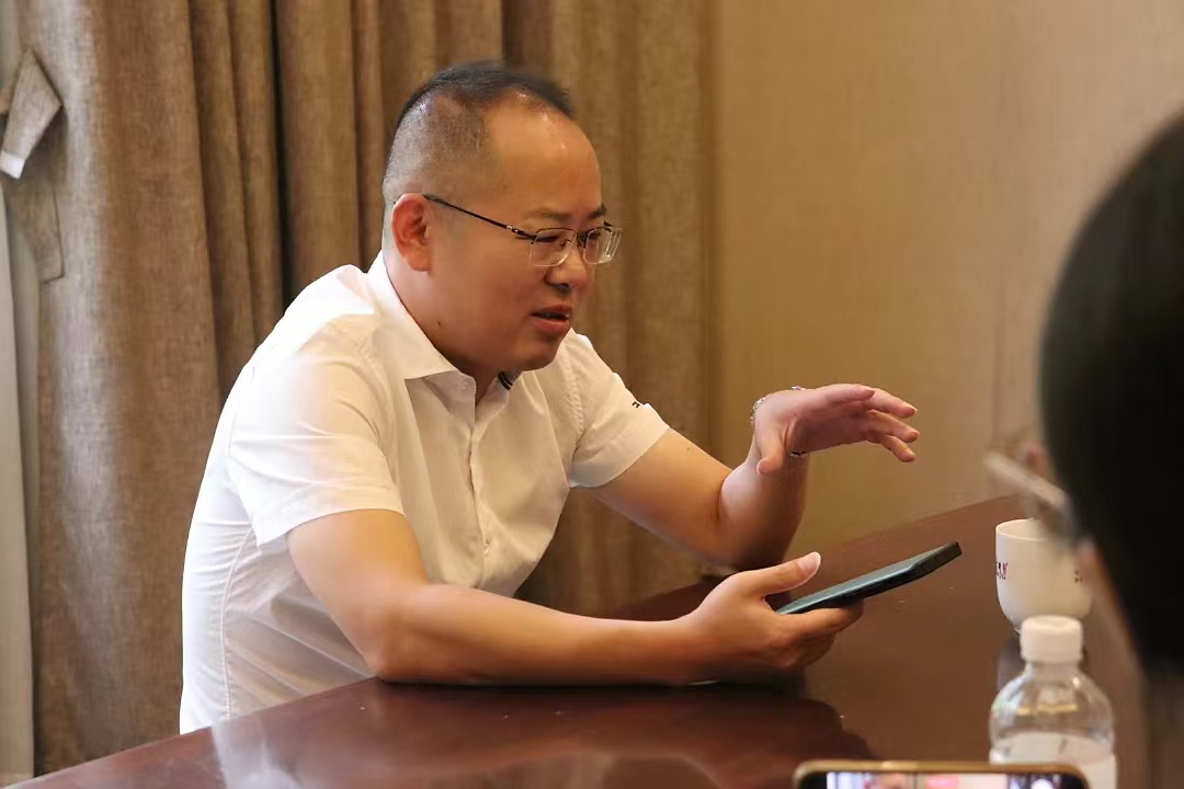 金龍村：茶企引領(lǐng)經(jīng)濟(jì)，人才助力振興