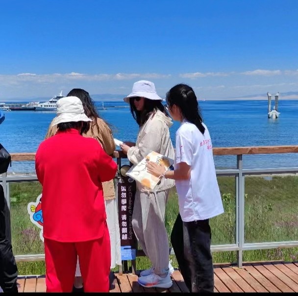 開展環(huán)保推廣，協(xié)力保護(hù)青海湖
