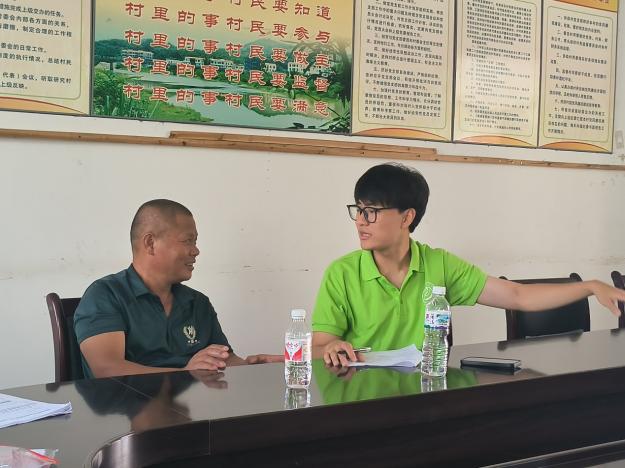 攜手調(diào)研求精確，拜訪宗祠引深省