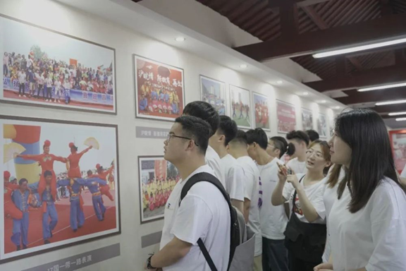 中國情緣，花鼓傳情 ——安徽財(cái)經(jīng)大學(xué)學(xué)子前往花鼓之鄉(xiāng)進(jìn)行調(diào)研