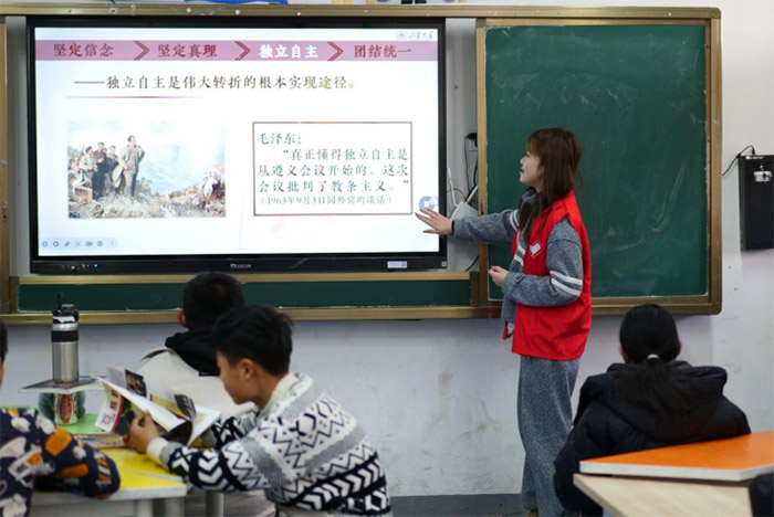 紅色文化潤(rùn)童心，遵義精神傳陳樓