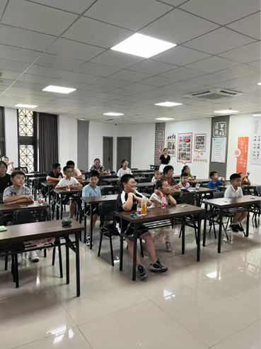  “防毒防水，急救必備”——無(wú)錫學(xué)院紅十字會(huì)博愛青春
