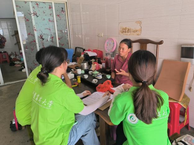 入戶問卷察民生，精準(zhǔn)調(diào)研助三農(nóng)