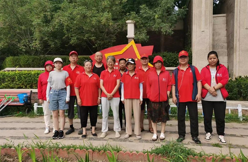 謙遜學(xué)習(xí)，實(shí)踐躬行，讓青春之花開在基層沃土