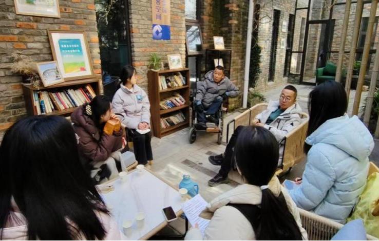 馬郢村的“尋寶計(jì)劃”：鄉(xiāng)村振興中的老齡化破局之路——國(guó)際經(jīng)濟(jì)貿(mào)易學(xué)院“同心振鄉(xiāng)隊(duì)”赴合肥市馬郢村開展寒假社會(huì)實(shí)踐