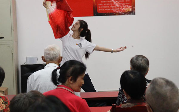 內(nèi)江師范學(xué)院學(xué)子暑期三下鄉(xiāng)：廉潔匯演樹(shù)表率, 風(fēng)清氣正